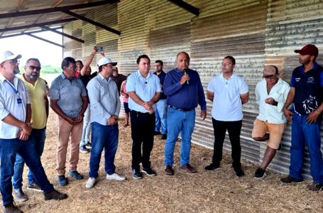 Vereador Valmir Rocha anuncia investimento de 800 mil reais para o Dipa e produtores comemoram nova parceria no dia do Trabalho